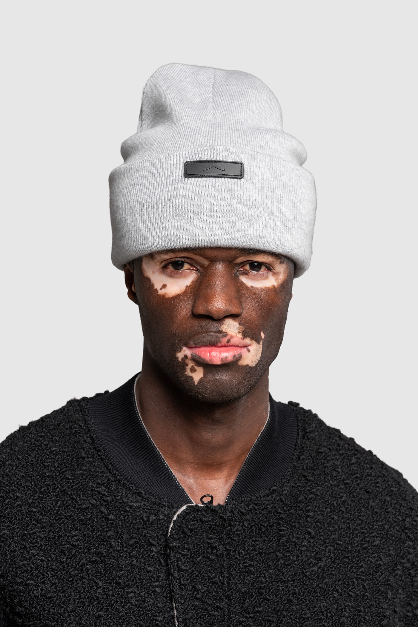 DUE28 Beanie Grigio chiaro